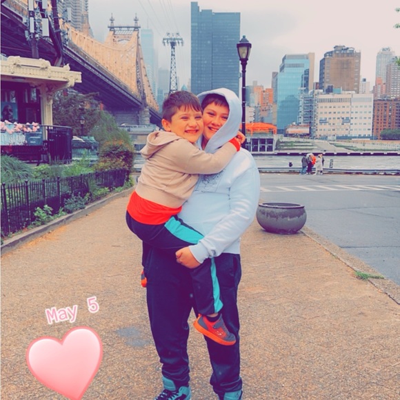 Meet your new posher :) - Picture 7 of 16